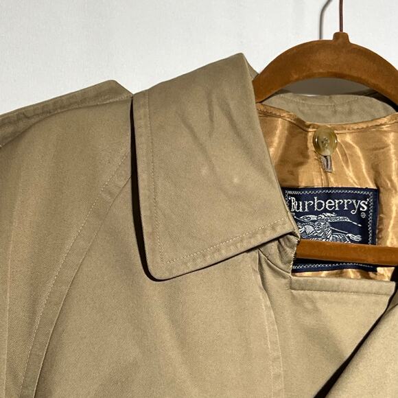 Burberry Burberrys' Trench Coat Kensington Nova Made in England sz 46R VTG Tan - Picture 12 of 16